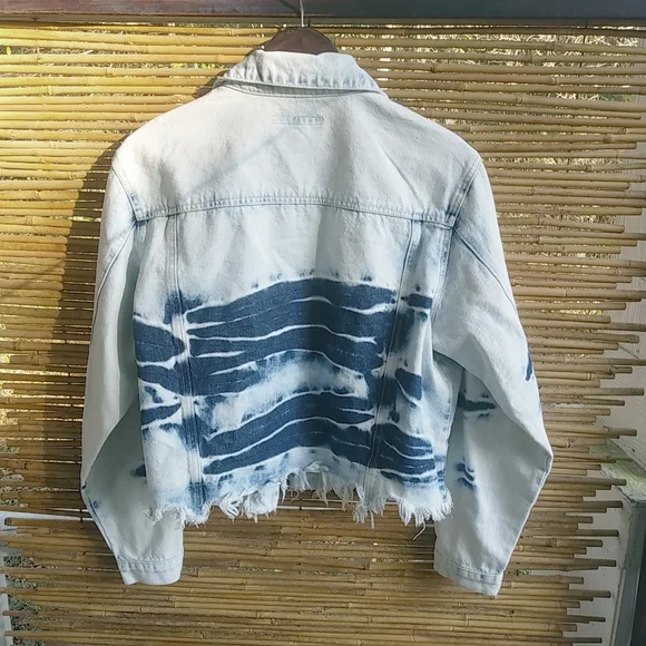 Vigoss L Y2K Blue Distressed Denim Jeans Crop Jacket - Picture 3 of 10